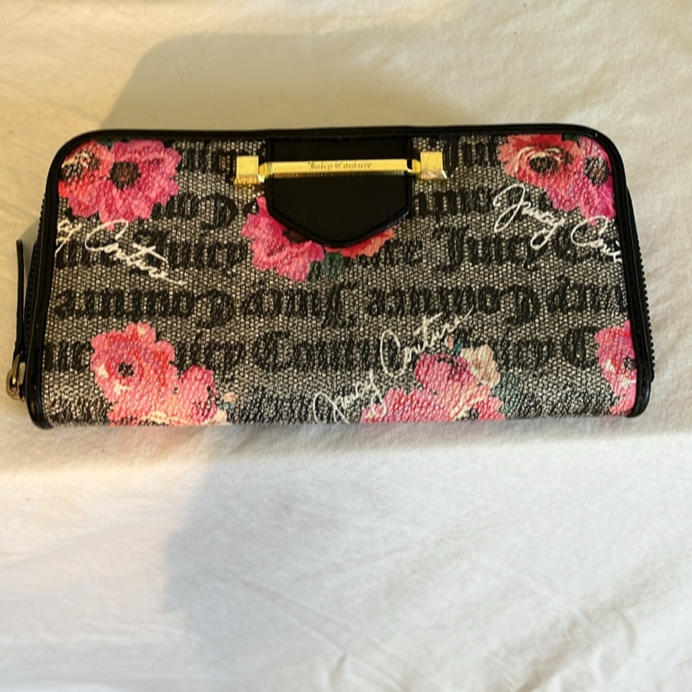 EUC JUICY COUTURE word on the street wallet